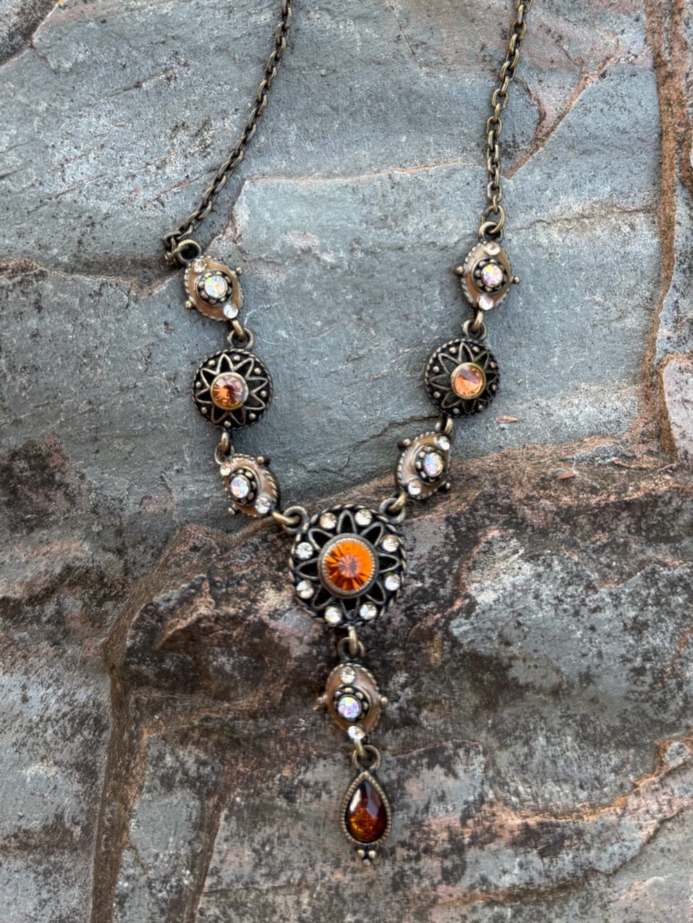Vintage Avon Lariat Topaz Orange Crystal Pendant Necklace